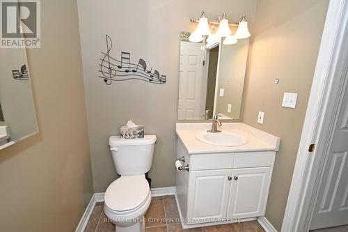 24 - 20 Windemere Place, St. Thomas, ON - Indoor Photo Showing Bathroom