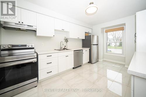 #A -656 Grey St, Brantford, ON - Indoor Photo Showing Kitchen