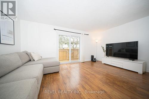 #A -656 Grey St, Brantford, ON - Indoor Photo Showing Living Room