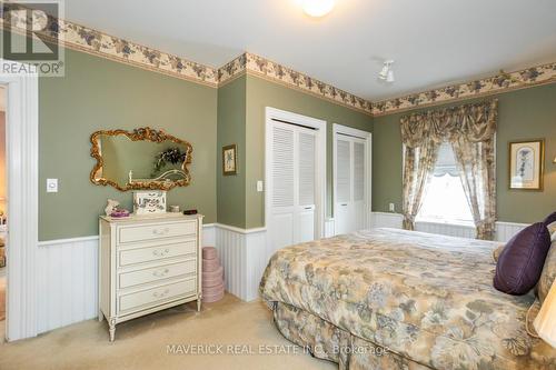 3608 Concession Drive, Southwest Middlesex, ON - Indoor Photo Showing Bedroom