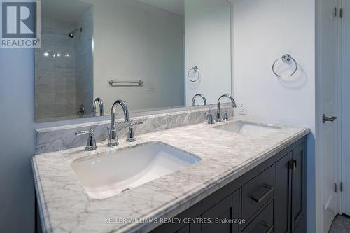 4983 University Avenue, Niagara Falls, ON - Indoor Photo Showing Bathroom