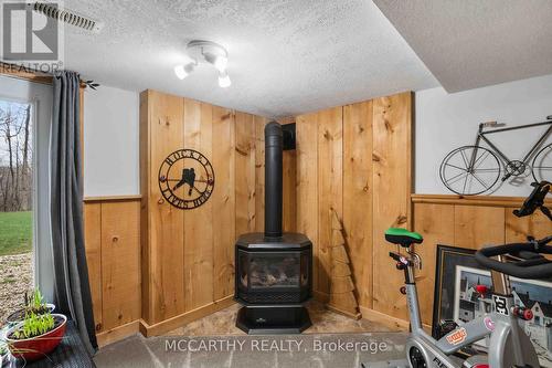 200 Highland Dr, West Grey, ON - Indoor With Fireplace
