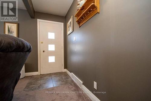1032 East Communication Rd, Smith-Ennismore-Lakefield, ON - Indoor Photo Showing Other Room