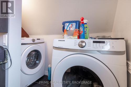 16 Edith Street, London, ON - Indoor Photo Showing Laundry Room
