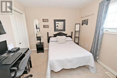 115 Hagerman Cres, St. Thomas, ON - Indoor Photo Showing Bedroom