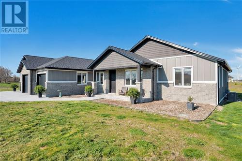 2199 County Rd 31, Lakeshore, ON - Outdoor