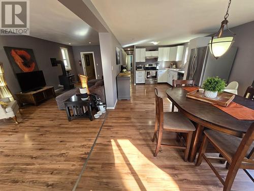 4636 Beaver Crescent, Terrace, BC - Indoor Photo Showing Dining Room