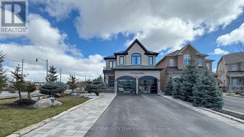 46 Catano Court, Richmond Hill, ON - Outdoor