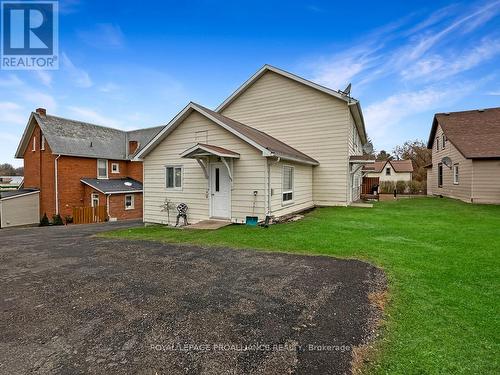 91 St Lawrence St E, Madoc, ON - Outdoor