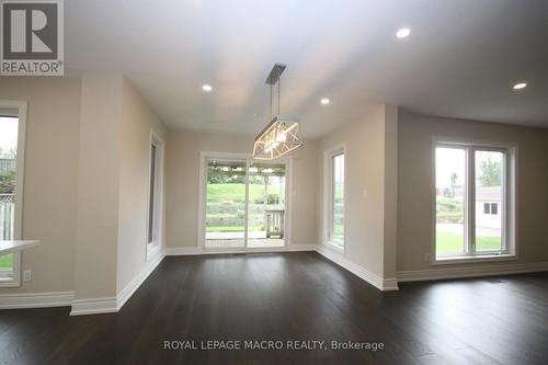 19 West Farmington Drive, St. Catharines, ON - Indoor Photo Showing Other Room