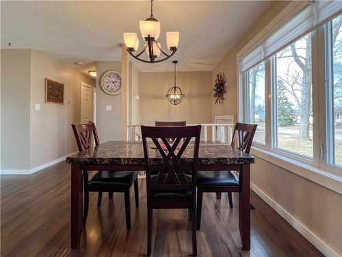 832 5Th Avenue, Rivers, MB - Indoor Photo Showing Dining Room