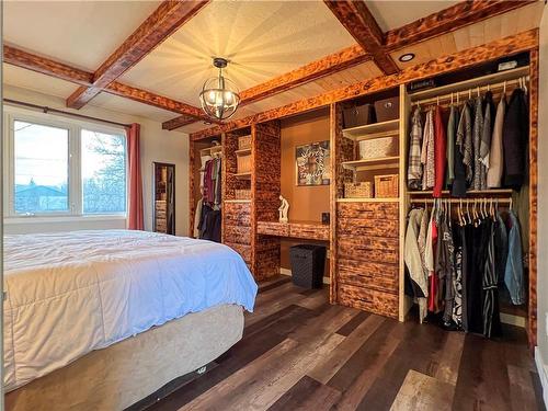 832 5Th Avenue, Rivers, MB - Indoor Photo Showing Bedroom