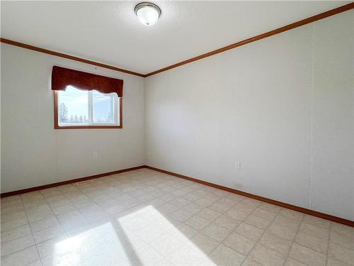 60126 88W Road, Carberry, MB - Indoor Photo Showing Other Room