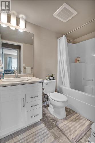 4215 108 Willis Crescent, Saskatoon, SK - Indoor Photo Showing Bathroom