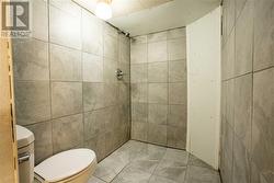 2-pc bath with walk-in shower - 