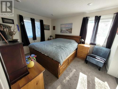 31 4072 Lac La Hache Stn Road, Lac La Hache, BC - Indoor Photo Showing Bedroom