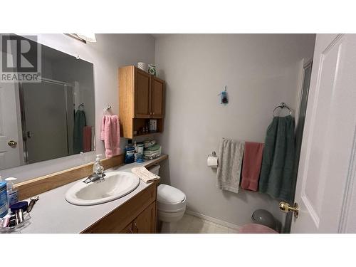 6169 Horse Lake Road, Horse Lake, BC - Indoor Photo Showing Bathroom