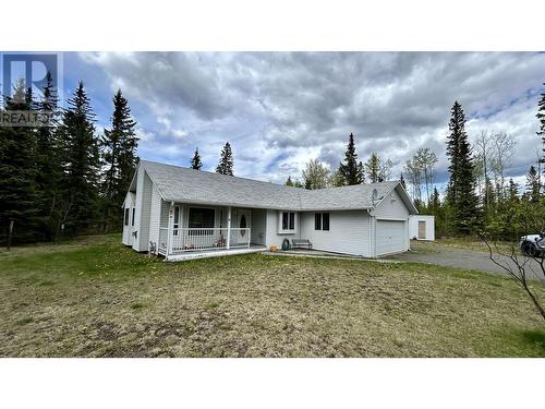 6169 Horse Lake Road, Horse Lake, BC - Outdoor With Deck Patio Veranda