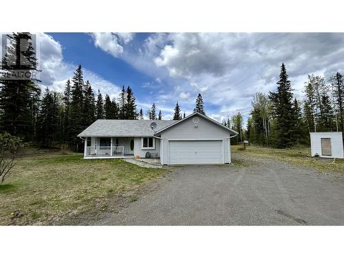 6169 Horse Lake Road, Horse Lake, BC - Outdoor