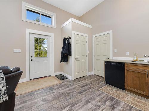 2830 Woodcroft Pl, Shawnigan Lake, BC - Indoor Photo Showing Other Room