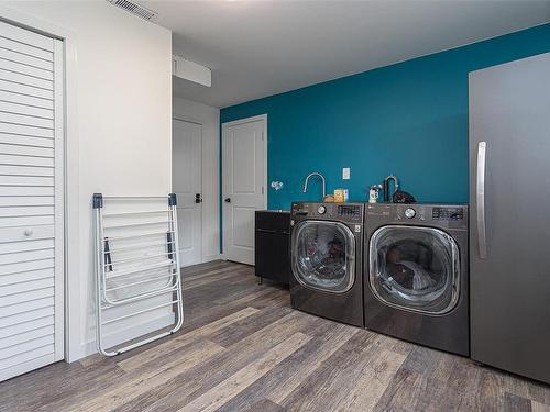 2780 Hartsdale Dr, Langford, BC - Indoor Photo Showing Laundry Room