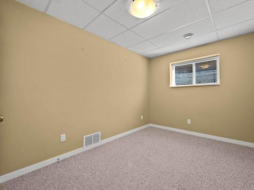 1820 Foxtail Drive, Kamloops, BC - Indoor Photo Showing Other Room