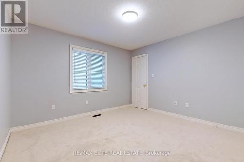 1138 Atkins Dr, Newmarket, ON - Indoor Photo Showing Other Room