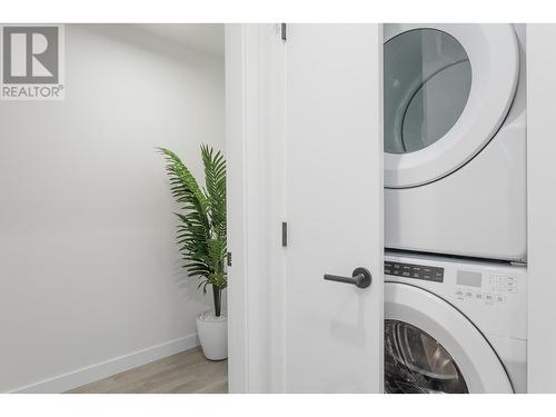 107 3038 St. Geroge Street, Port Moody, BC - Indoor Photo Showing Laundry Room