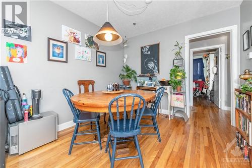 2421 Iris Street, Ottawa, ON - Indoor Photo Showing Dining Room