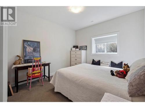 1345 Rocky Point Drive, Kelowna, BC - Indoor Photo Showing Bedroom