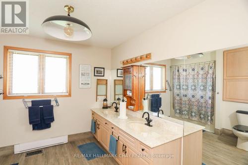 6689 Rama Road W, Ramara, ON - Indoor Photo Showing Bathroom