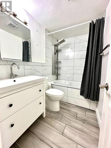 #61 -3175 Kirwin Ave, Mississauga, ON - Indoor Photo Showing Bathroom