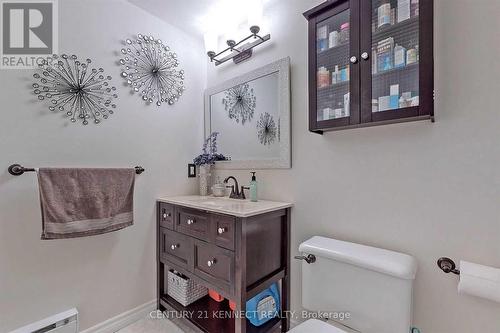 1203 - 200 Burnhamthorpe Road E, Mississauga, ON - Indoor Photo Showing Bathroom