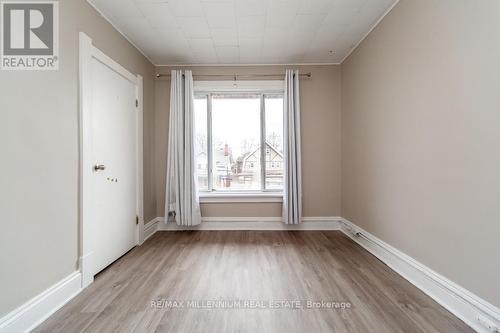 10 Rutherford Avenue, Hamilton, ON - Indoor Photo Showing Other Room