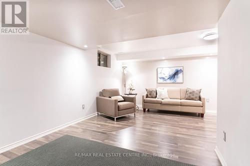 19 - 98 Shoreview Place, Hamilton, ON - Indoor