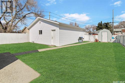 259 5Th Avenue Se, Swift Current, SK - Outdoor