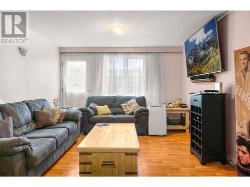 28 Anderson Street, Kitimat, BC - Indoor Photo Showing Living Room