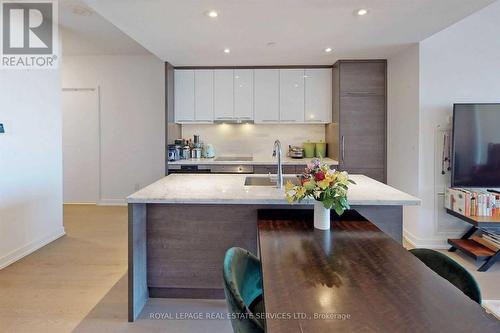 #2703 -488 University Ave, Toronto, ON - Indoor Photo Showing Kitchen With Upgraded Kitchen