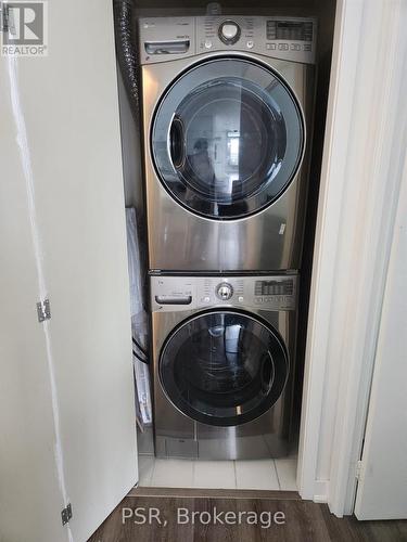 309 - 35 Mariner Terrace, Toronto, ON - Indoor Photo Showing Laundry Room