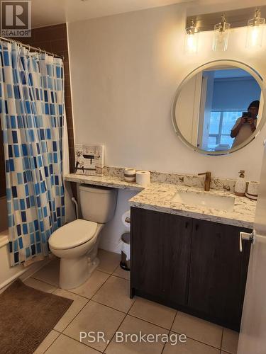 309 - 35 Mariner Terrace, Toronto, ON - Indoor Photo Showing Bathroom