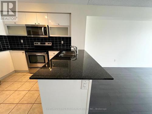 #2108 -275 Yorkland Rd, Toronto, ON - Indoor Photo Showing Kitchen With Double Sink