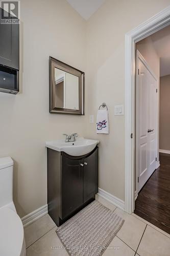 3322 Stoneware Rd, Burlington, ON - Indoor Photo Showing Bathroom