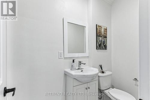428 Victoria Park Ave, Toronto, ON - Indoor Photo Showing Bathroom