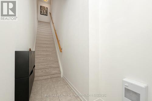 #216 -1555 Kingston Rd, Pickering, ON - Indoor Photo Showing Other Room