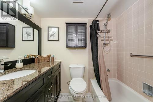 #411 -1525 Diefenbaker Crt, Pickering, ON - Indoor Photo Showing Bathroom