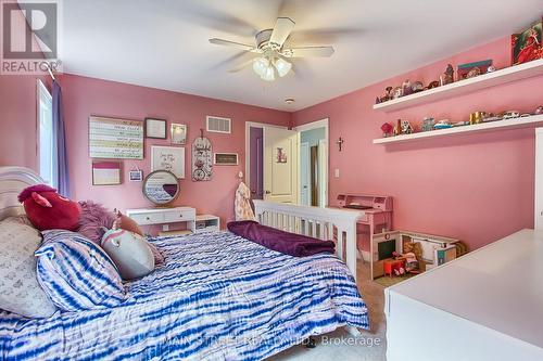 23 Prunella Cres, East Gwillimbury, ON - Indoor Photo Showing Bedroom