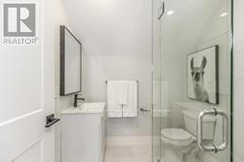 14224 Warden Avenue, Whitchurch-Stouffville, ON - Indoor Photo Showing Bathroom
