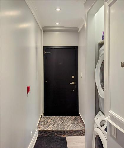 Entry door hall - 274 King Street W|Unit #1, Hamilton, ON - Indoor Photo Showing Laundry Room