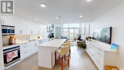 509 120 23Rd Street E, Saskatoon, SK - Indoor Photo Showing Kitchen With Upgraded Kitchen