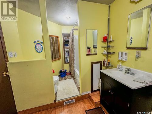 114 Cedar Crescent, Churchbridge, SK - Indoor Photo Showing Bathroom